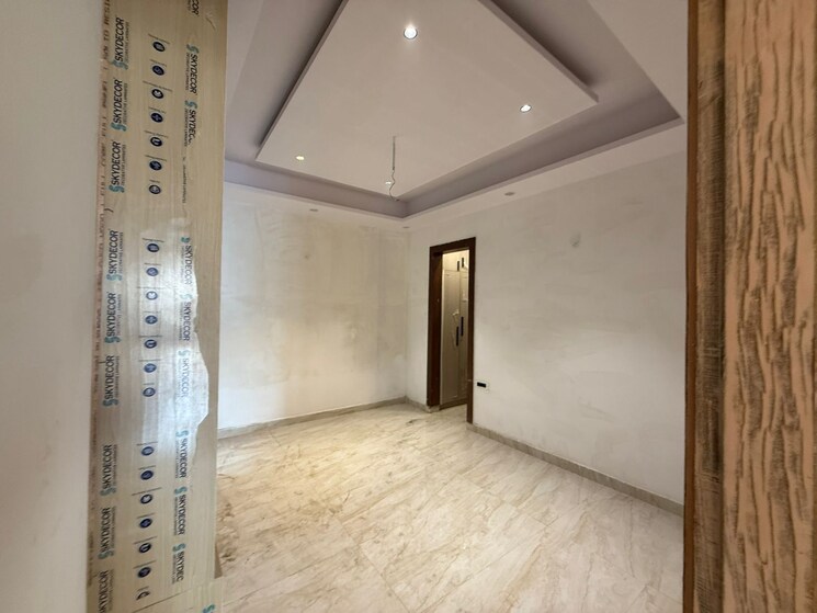 Room, sector 7 5 Bedroom 1260 Sq.Ft. Independent House In Sector 7 Gurgaon 8836857