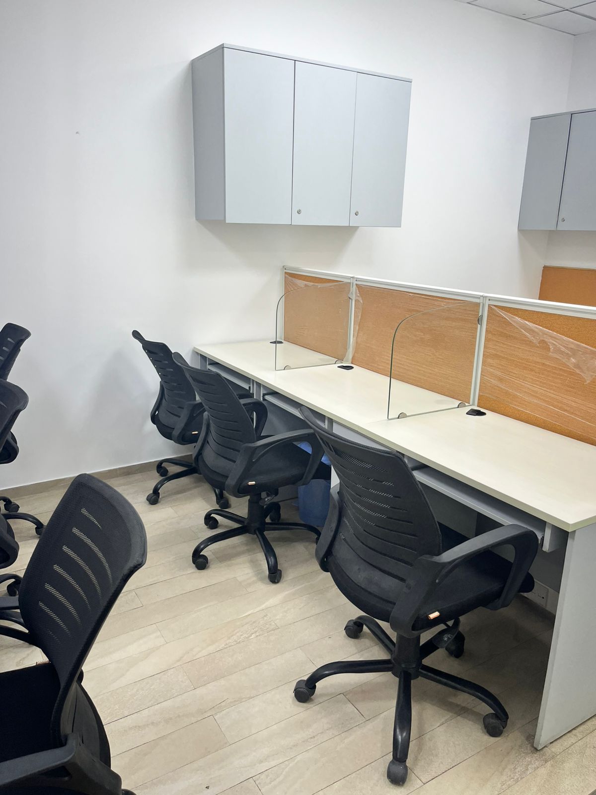 Office Space For Rent in JMD Megapolis