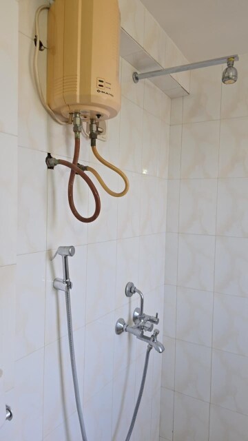 Bathroom in 3 BHK Apartment at Caranzalem – for Rent