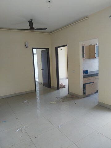 Furnished Amenities in 2 BHK Apartment at Mahagun Mahagunpuram II, Lal Kuan – for Sale