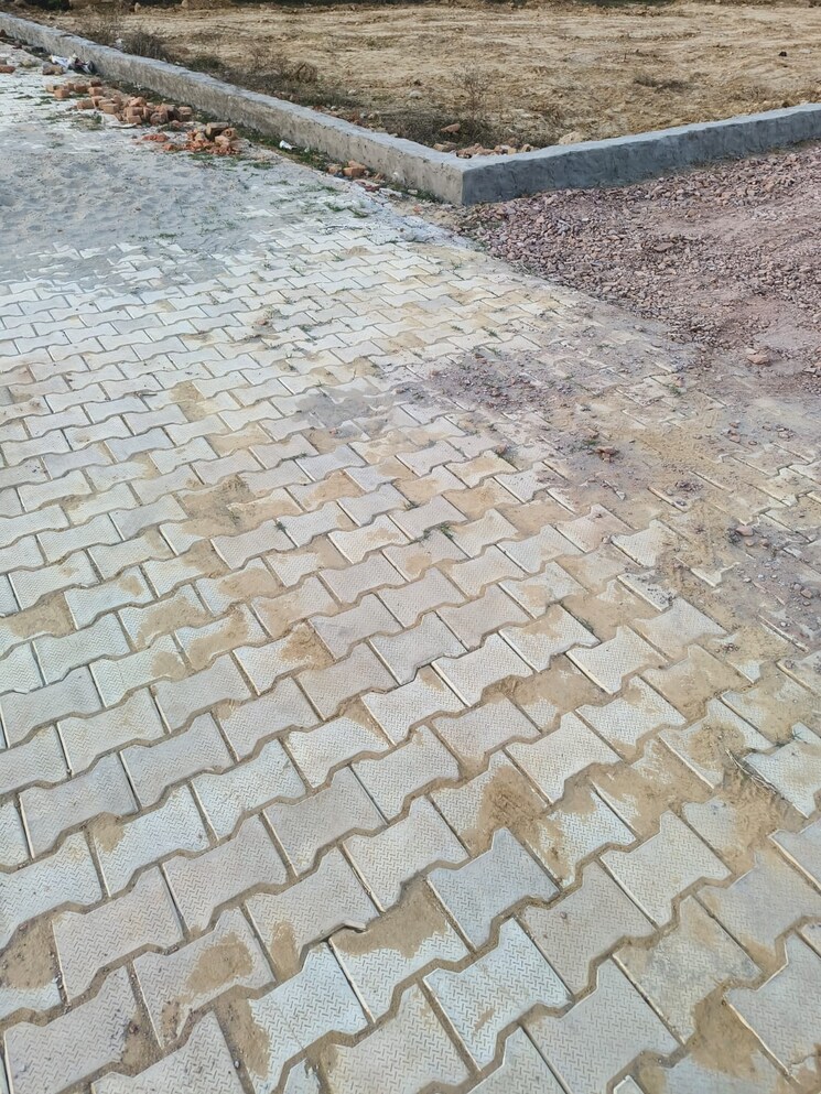 Exterior View, sector 12  200 Sq.Yd. Plot In Sector 12 Noida 8837037