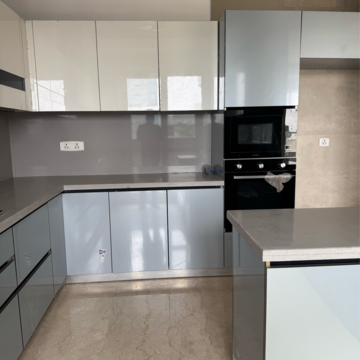 Kitchen in 3 BHK Builder Floor at DLF Central Arcade, Sector 25 – for Rent