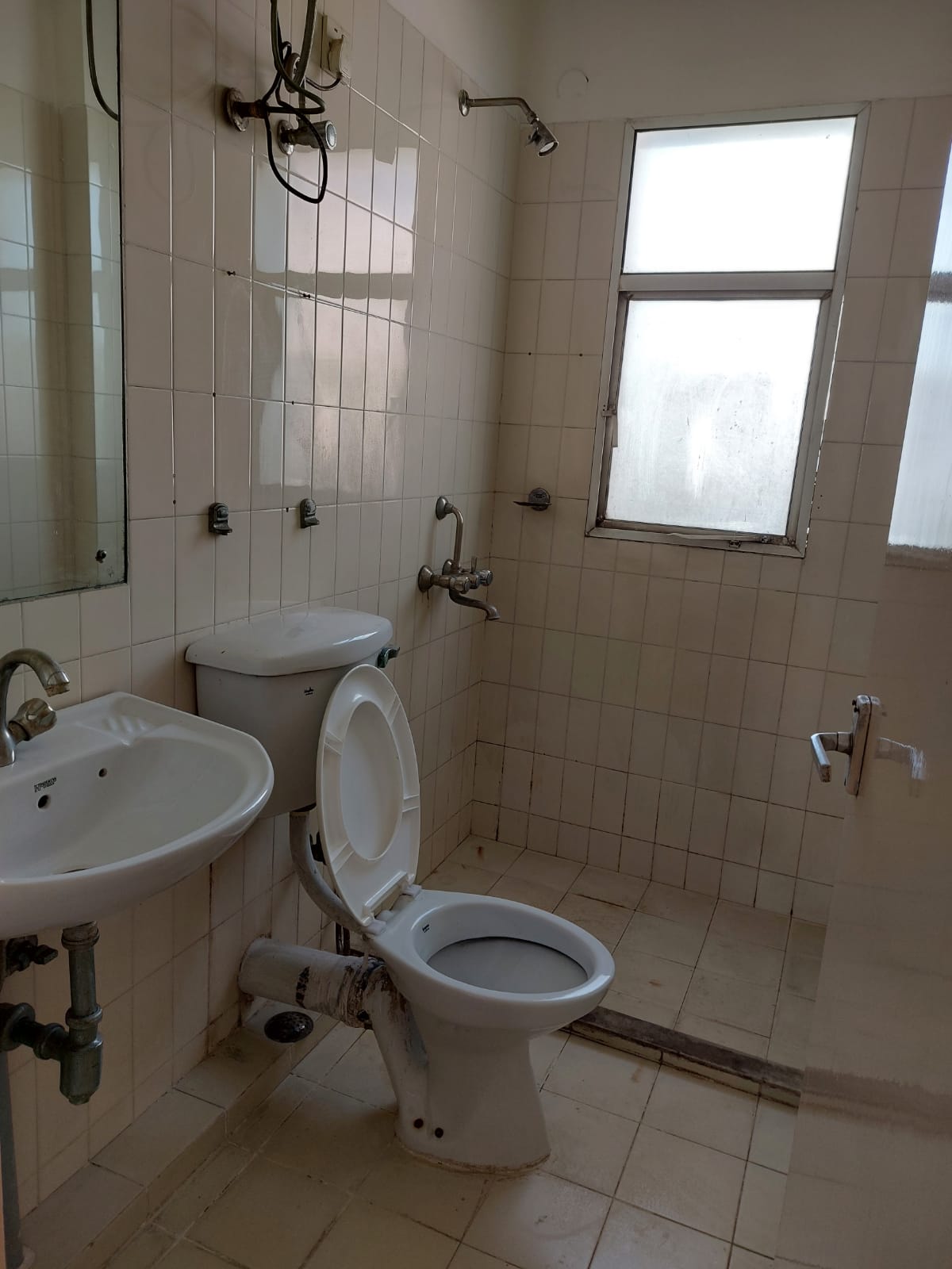 3 BHK 1500 Sq.Ft. Apartment in DLF Exclusive Floors