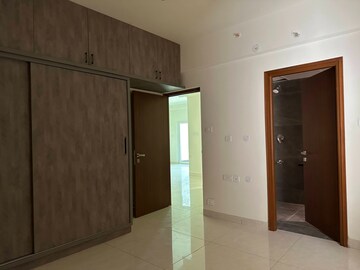 Room in 3 BHK Apartment at Aparna Cyberscape, Nallagandla – for Rent