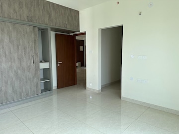 Room in 3 BHK Apartment at Aparna Cyberscape, Nallagandla – for Rent
