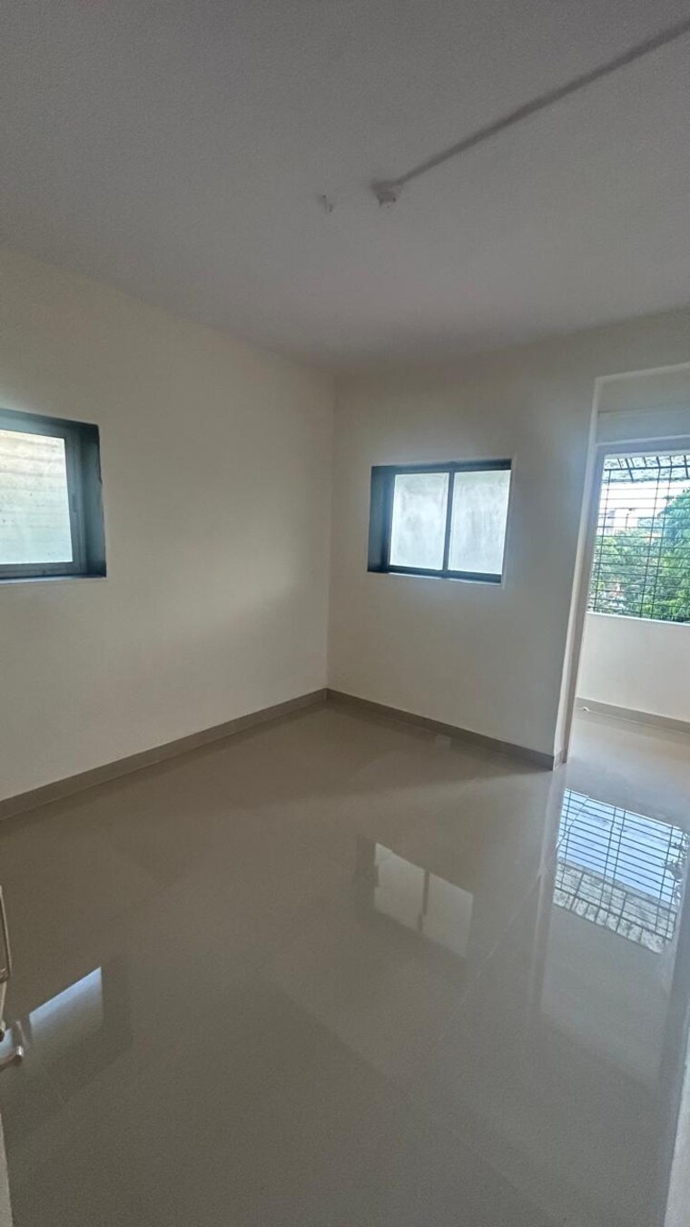 Room, dombivli east 2 Bedroom 745 Sq.Ft. Apartment In Dombivli East Thane 8837094