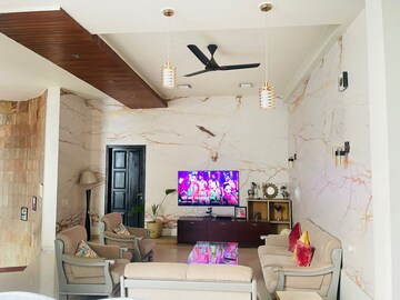 Living Room in 3 BHK Apartment at Gomti Nagar – for Rent