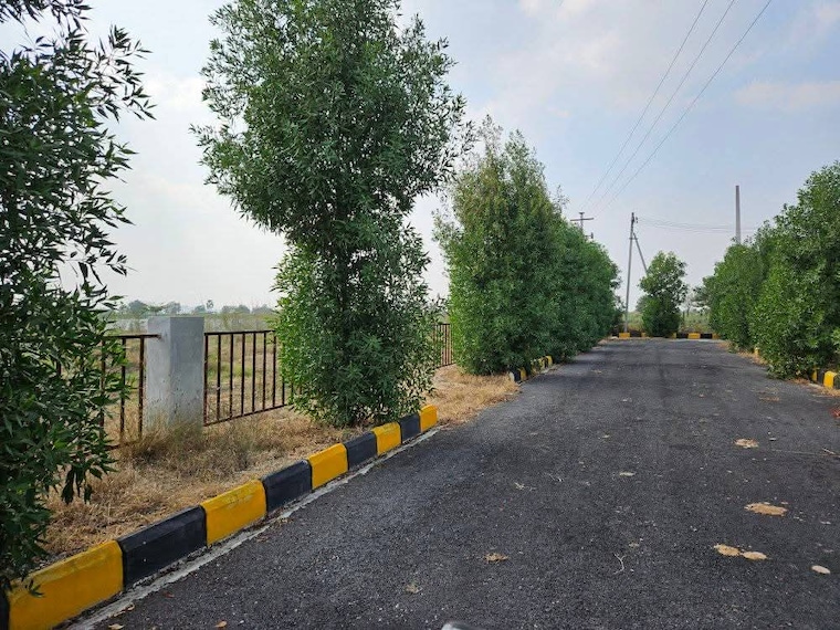 Exterior View, gaur-yamuna-city-gaur-suites  60 Sq.Yd. Plot In Gaur Yamuna City Greater Noida 8837133
