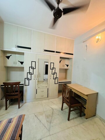 Living Room in 2 BHK Apartment at Makarba – for Rent