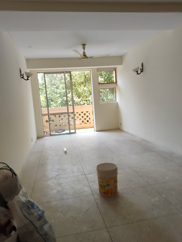 Room, dlf-the-carlton-estate 3 Bedroom 1365 Sq.Ft. Apartment In Dlf Phase V Gurgaon 8837156