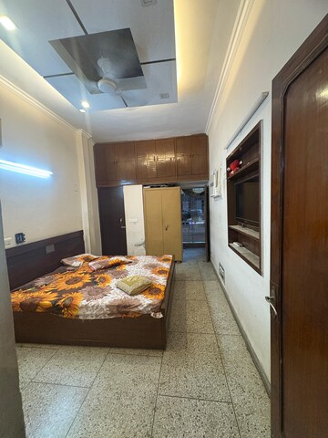 Bedroom in 2 BHK Builder Floor at Malviya Nagar – for Rent