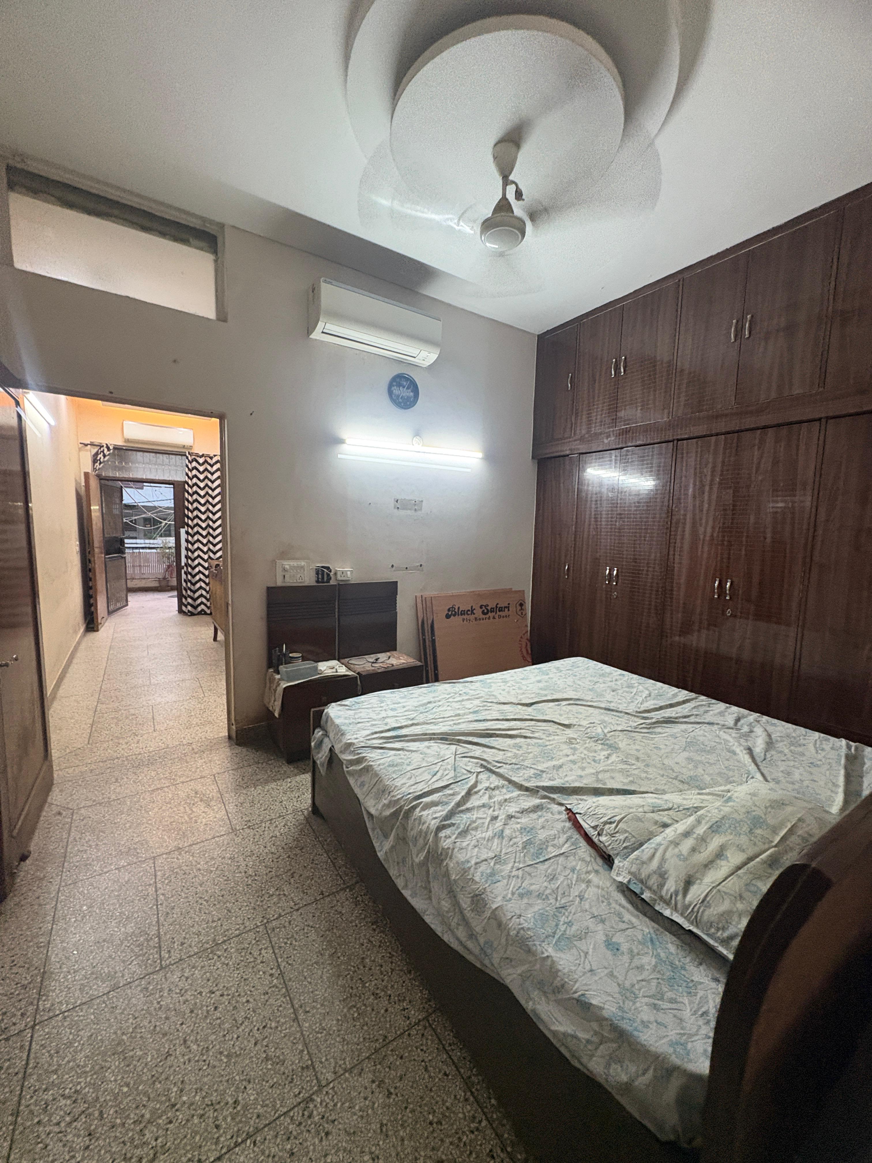 2 BHK Builder Floor For Rent in Malviya Nagar 