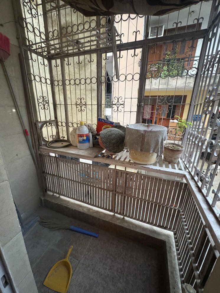 Balcony, malviya nagar 2 Bedroom 1200 Sq.Ft. Builder Floor In Malviya Nagar Delhi 8837215