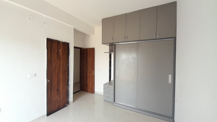 Room, shankar nagar 3 Bedroom 1950 Sq.Ft. Apartment In Shankar Nagar Raipur 8837241