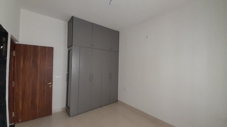 Room, shankar nagar 3 Bedroom 1950 Sq.Ft. Apartment In Shankar Nagar Raipur 8837241