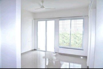 Room in 1 BHK Apartment at Truspace Paloma, Lohgaon – for Rent