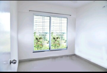 Room in 1 BHK Apartment at Truspace Paloma, Lohgaon – for Rent