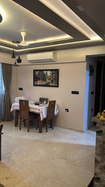 Living Room in 3 BHK Apartment at Hiranandani Meadows, Manpada – for Rent