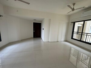 Room in 2 BHK Apartment at Shiv Guru Ashish, Mulund East – for Sale