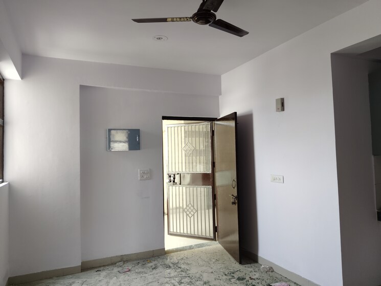 Room, mayur vihar phase 1 3 Bedroom 1250 Sq.Ft. Apartment In Mayur Vihar Phase 1 Delhi 8837251