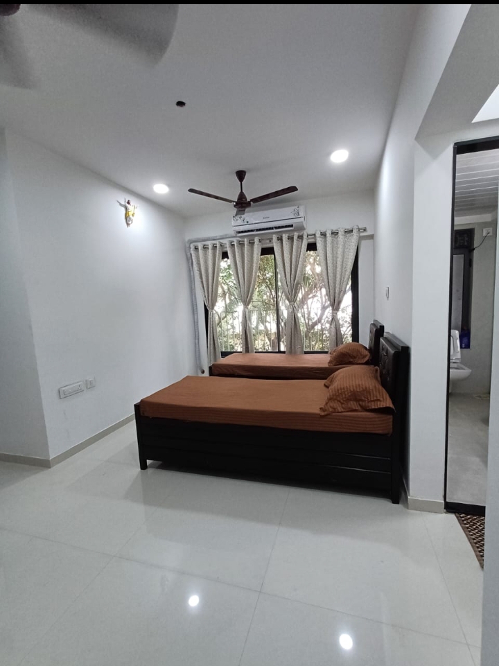 Pg For Rent in Samrat Real Estate