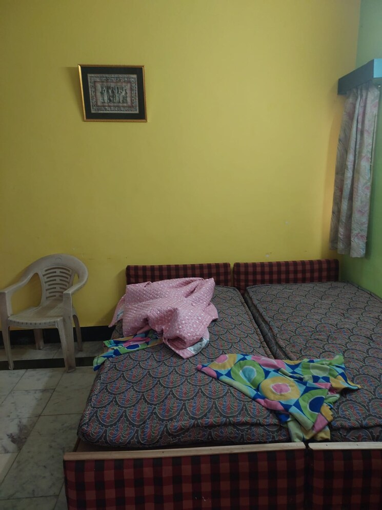 Master Bedroom, kalkaji 1 RK 250 Sq.Ft. Apartment In Kalkaji Delhi 8837442