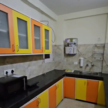 Kitchen in 2 BHK Builder Floor at DLF Central Arcade, Sector 25 – for Rent