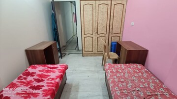  Pg For Rent in South Extension