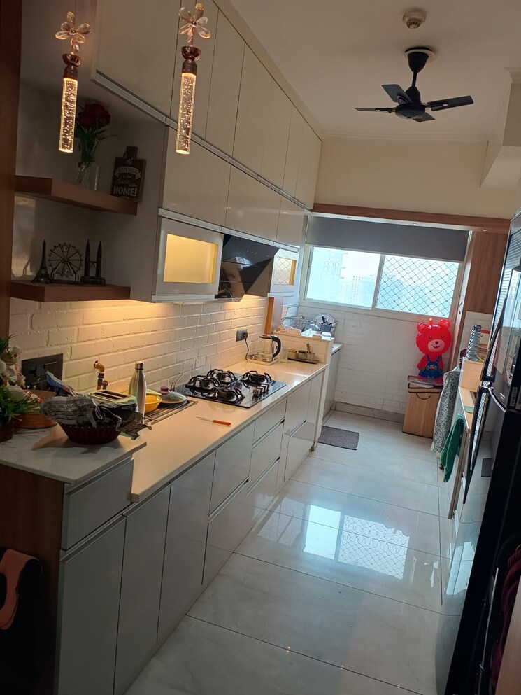 Team Area, paramount-symphony 2.5 Bedroom 1365 Sq.Ft. Apartment In Sain Vihar Ghaziabad 8837374