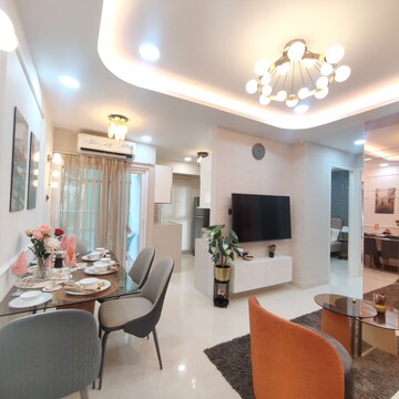 Living Room in 3 BHK Apartment at Raghav Parijat, Nehru Nagar – for Sale