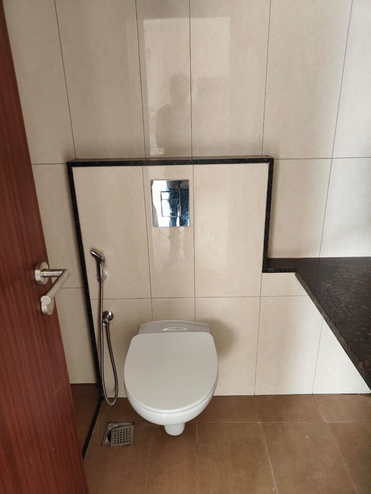 Bathroom, lnt-raintree-boulevard 3.5 Bedroom 1935 Sq.Ft. Apartment In Hebbal Bangalore 8837403