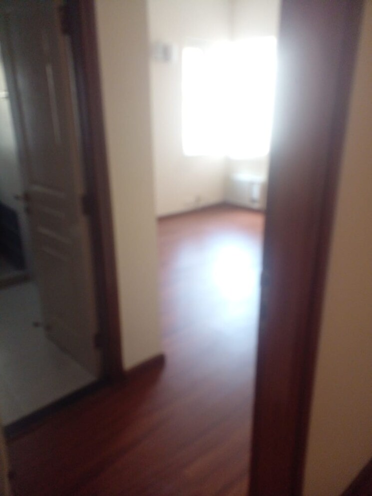 Room, dlf-new-town-heights-ii 3 Bedroom 1950 Sq.Ft. Apartment In Sector 86 Gurgaon 8837406