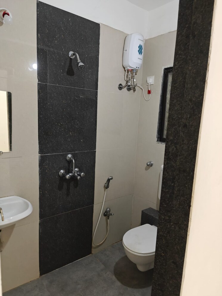 Bathroom, mohan-suburbia 3 Bedroom 1220 Sq.Ft. Apartment In Ambernath West Thane 8837484