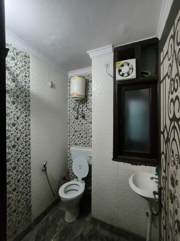 Bathroom in 3 BHK Builder Floor at Govindpuri – for Rent