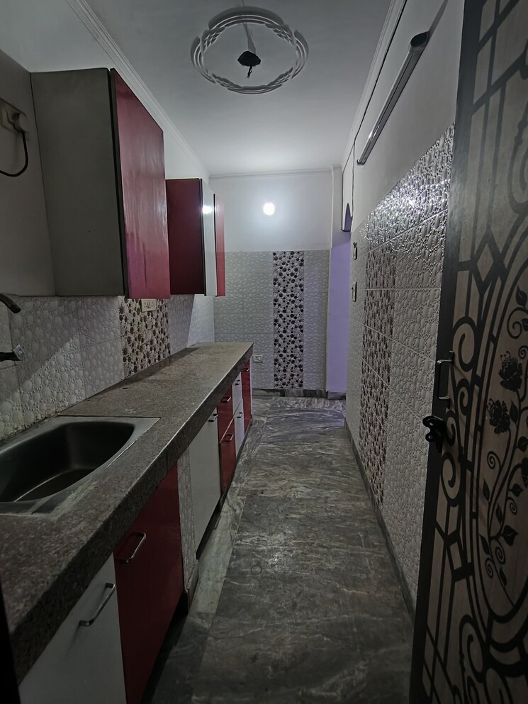 Kitchen, govindpuri 3 Bedroom 910 Sq.Ft. Builder Floor In Govindpuri Delhi 8837519