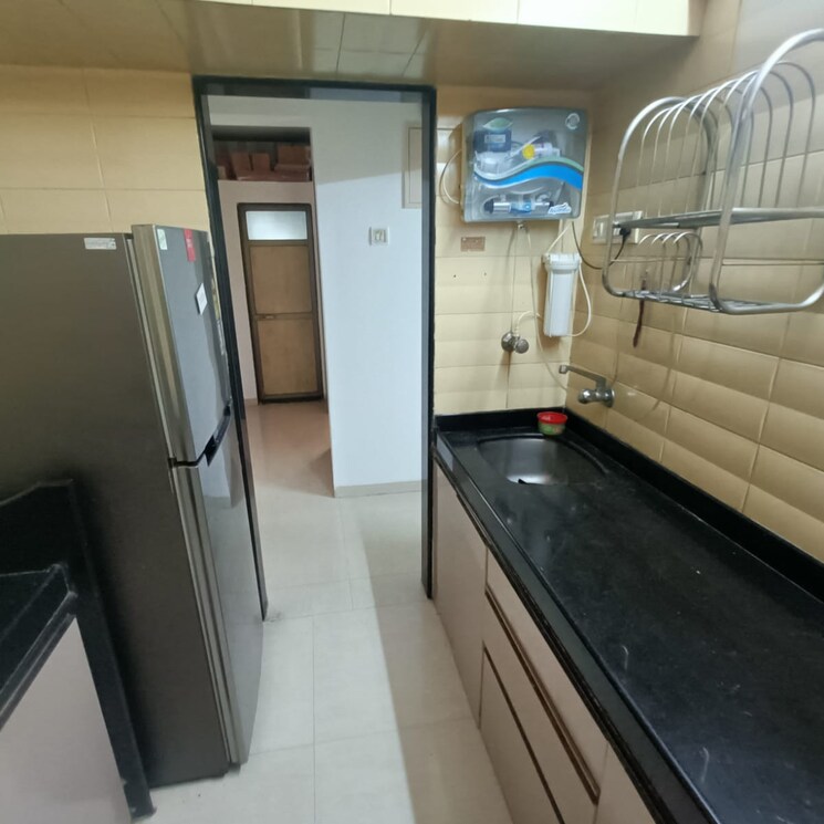 Kitchen, satyam-chs-andheri-west 3 Bedroom 950 Sq.Ft. Apartment In Jeevan Nagar Mumbai 8837533