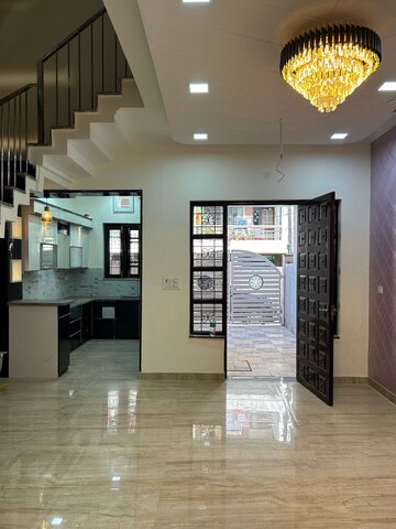 Parking in 3 BHK Builder Floor at Sahastradhara Road – for Rent