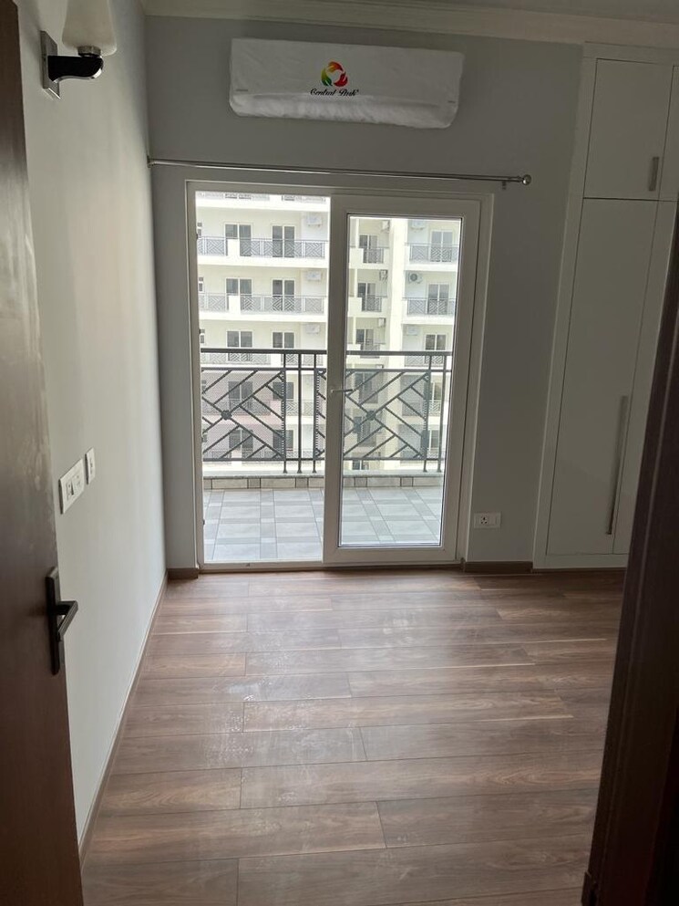 Room, central-park-flower-valley-aqua-front-towers 4 Bedroom 2600 Sq.Ft. Apartment In Sohna Sector 33 Gurgaon 8834320