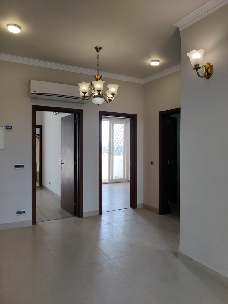 Room, central-park-flower-valley-aqua-front-towers 4 Bedroom 2600 Sq.Ft. Apartment In Sohna Sector 33 Gurgaon 8834320