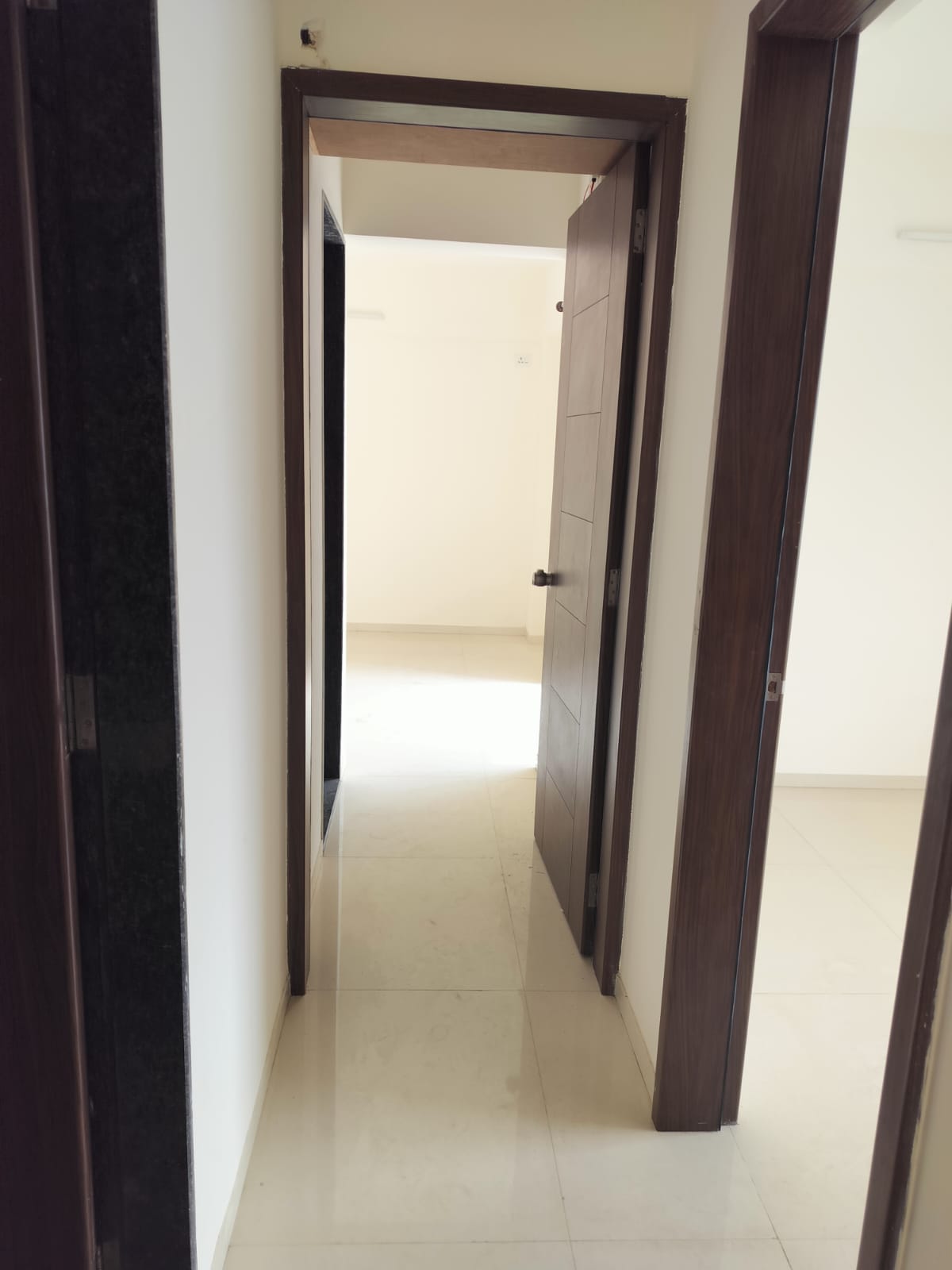 3 BHK + Servant Room Apartment For Rent in Blue 27th Avenue