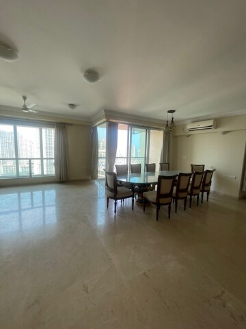 Room in 4 BHK Apartment at Hiranandani Gardens Glen Ridge, Powai – for Sale