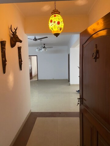 Furnished Amenities in 3 BHK Apartment at Vipul Greens, Sector 48 – for Rent