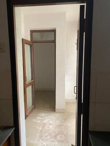 Building Lobby in 3 BHK Apartment at Vipul Greens, Sector 48 – for Rent
