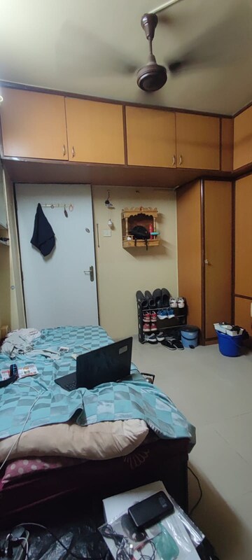 Team Area in 3 BHK Apartment at Prestige Royale Gardens, Gantiganahalli – for Rent