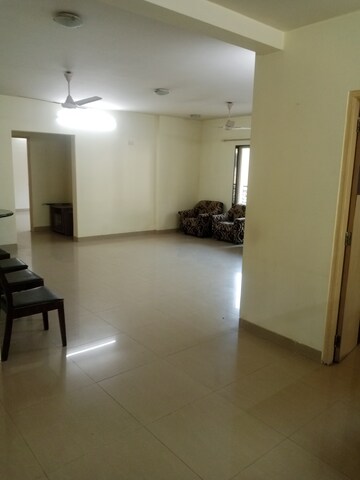 Room in 3 BHK Apartment at Harmony Apartments Co Operative Housing Society Lt, Andheri East – for Rent
