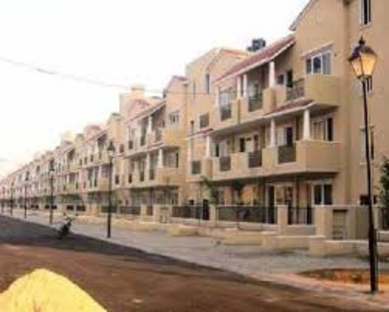 Exterior View, emaar-emerald-floors 3.5 Bedroom 1480 Sq.Ft. Apartment In Sector 65 Gurgaon 8837732