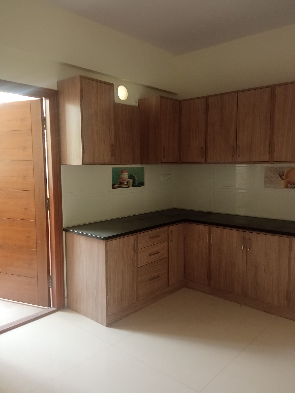 3 BHK Apartment For Rent in Pariwar Presidency