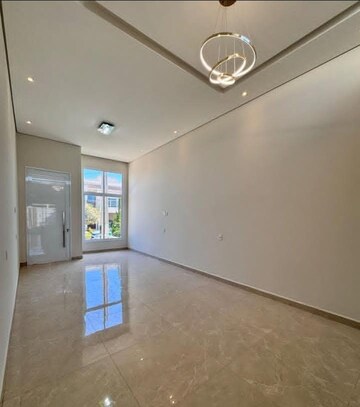 Room in 2 BHK Builder Floor at Sector 35 – for Sale