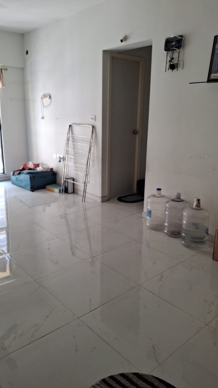 Room, runwal-gardens 1 Bedroom 400 Sq.Ft. Apartment In Dombivli East Thane 8838100