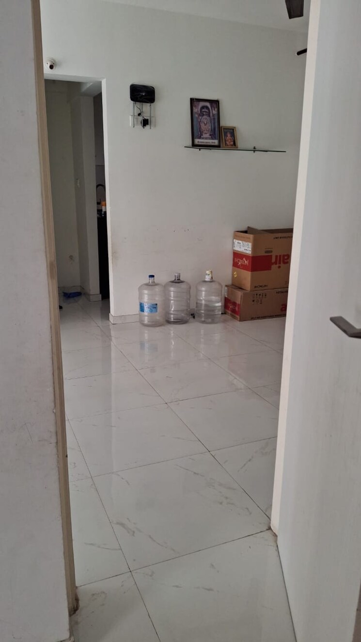 Room, runwal-gardens 1 Bedroom 400 Sq.Ft. Apartment In Dombivli East Thane 8838100